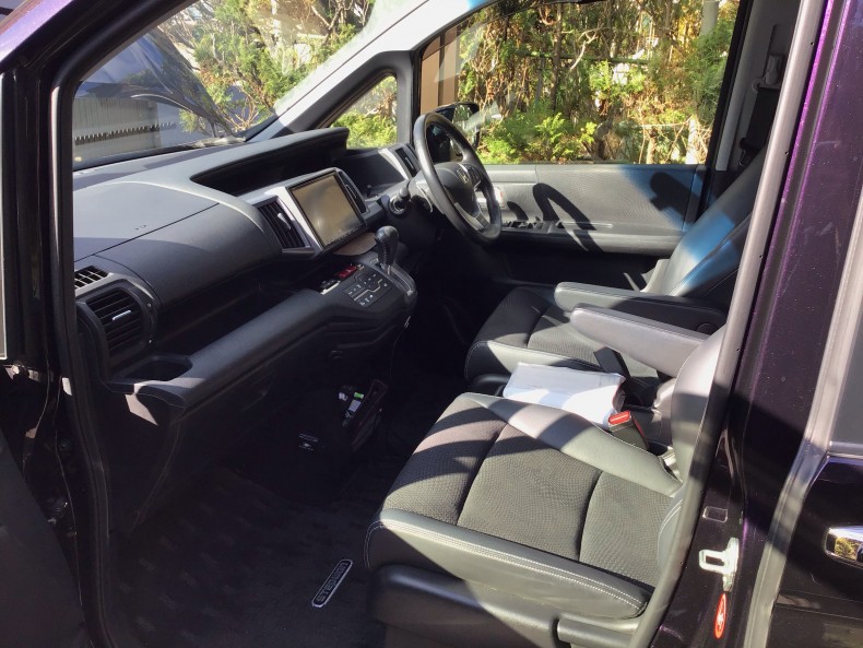 内装前方シート