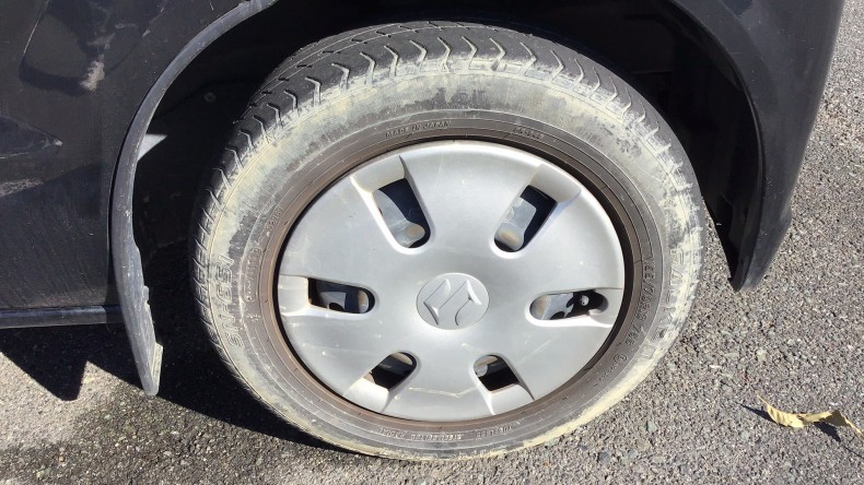 タイヤホイール前