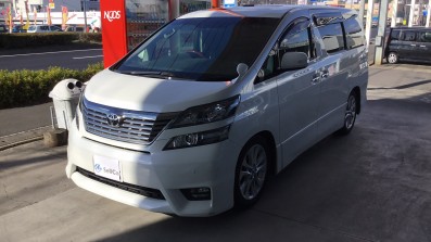 car_main_img