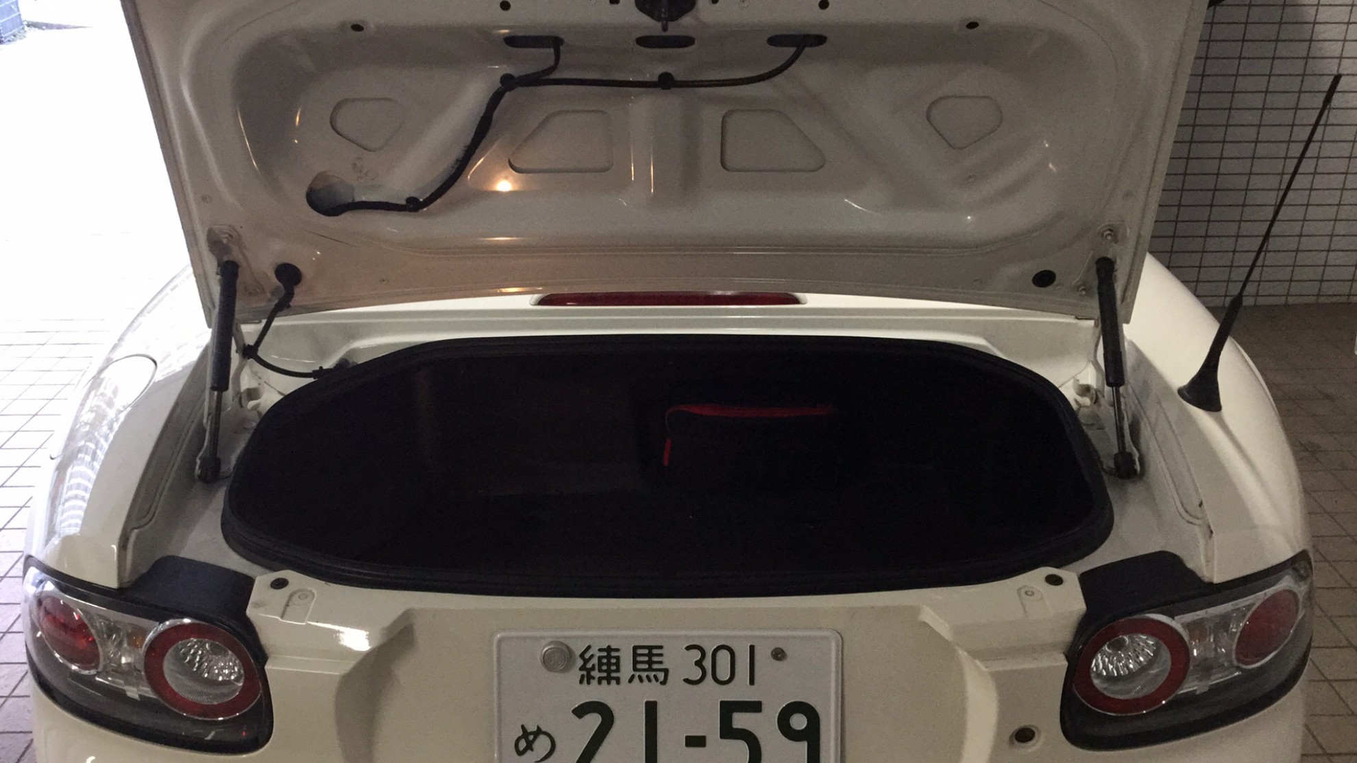 内装トランク