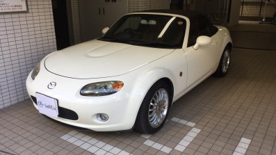 car_main_img