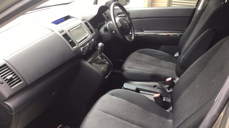 内装前方シート