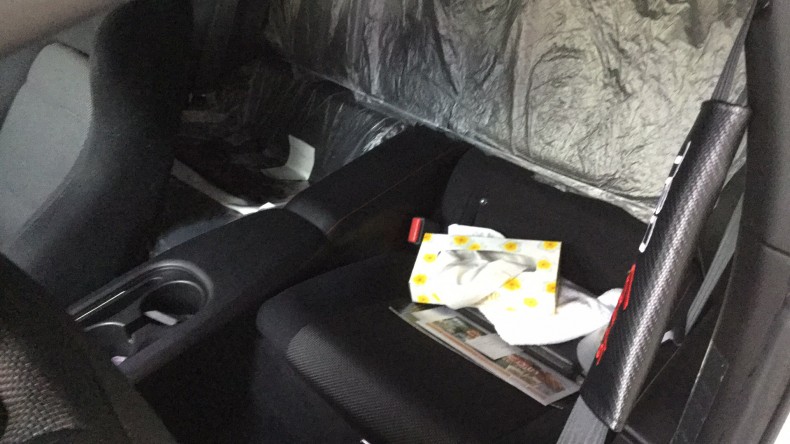 内装後方シート