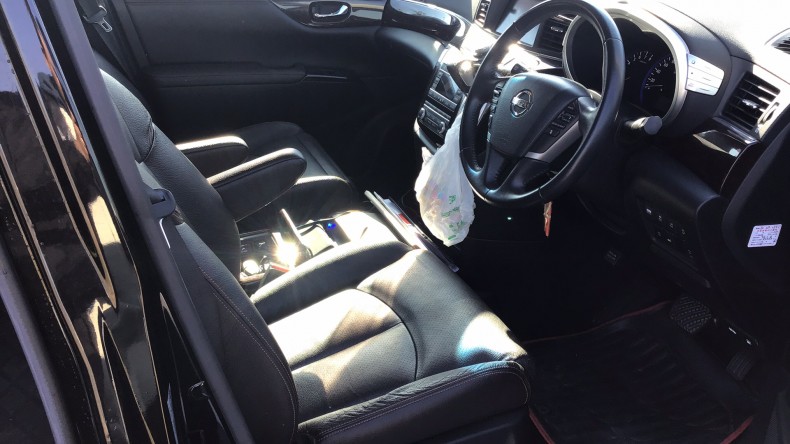 内装前方シート