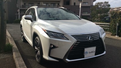 car_main_img
