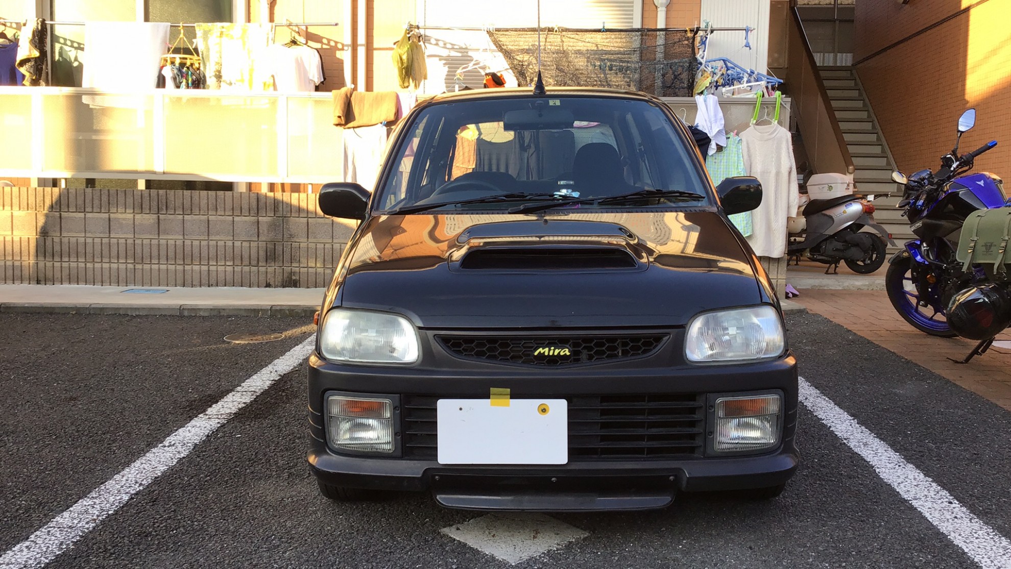 外装前方