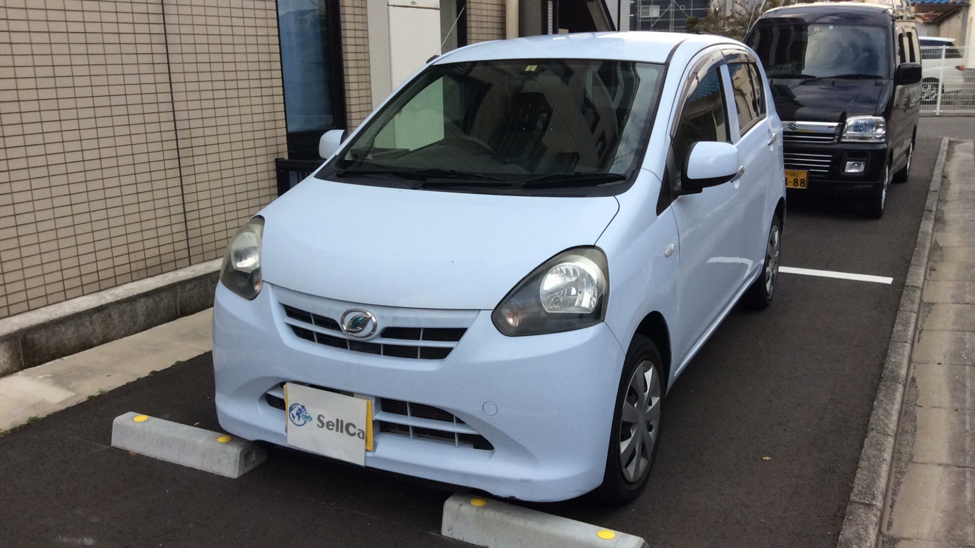 ダイハツ ミライースの売買実績画像