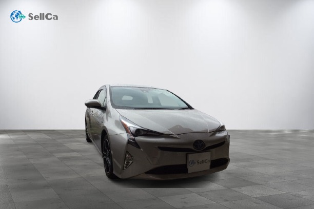 car_main_img