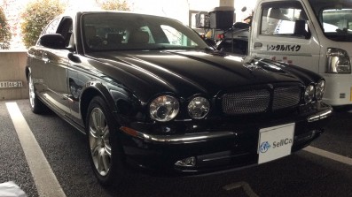 car_main_img