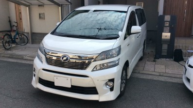 car_main_img