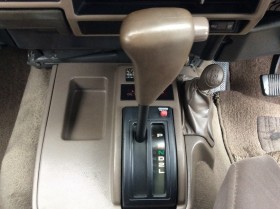 内装シフト
