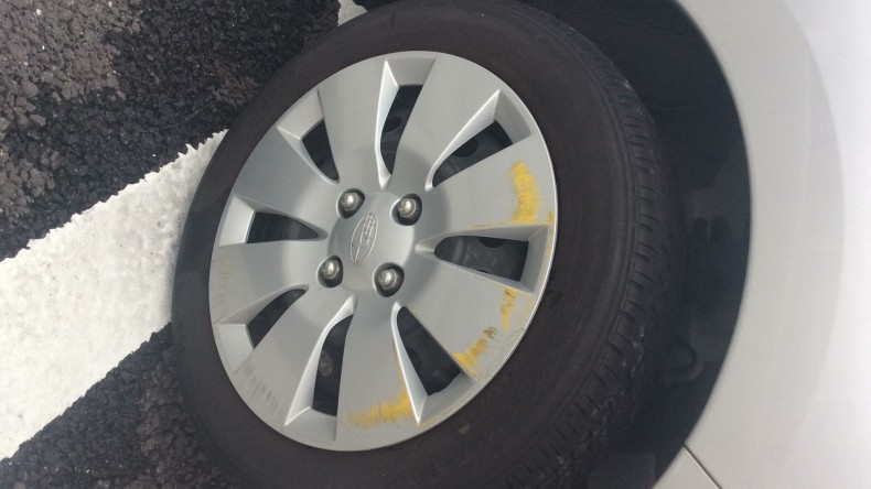 タイヤホイール前