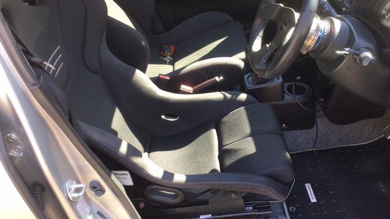 内装前方シート