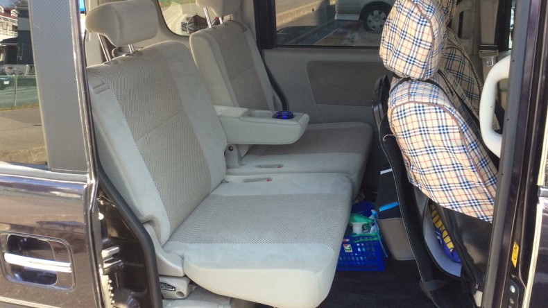 内装後方シート