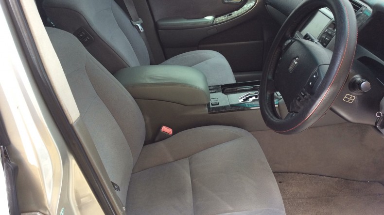 内装前方シート