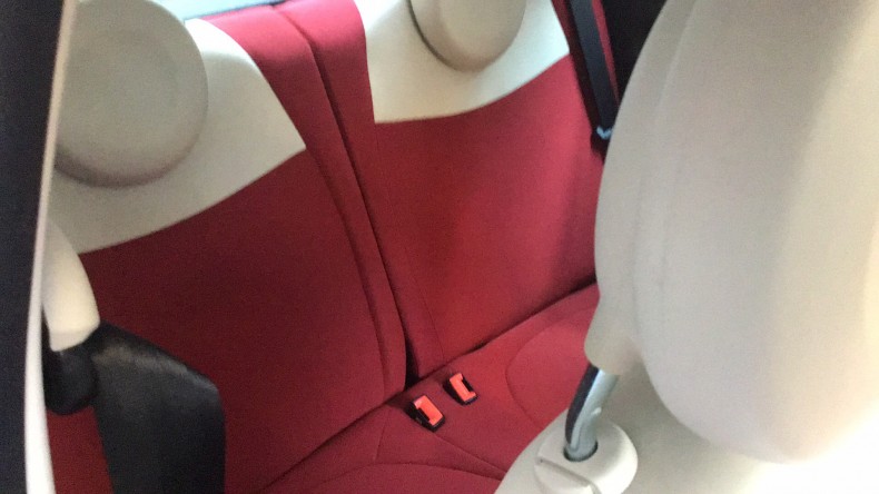 内装後方シート