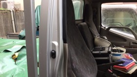 内装後方シート