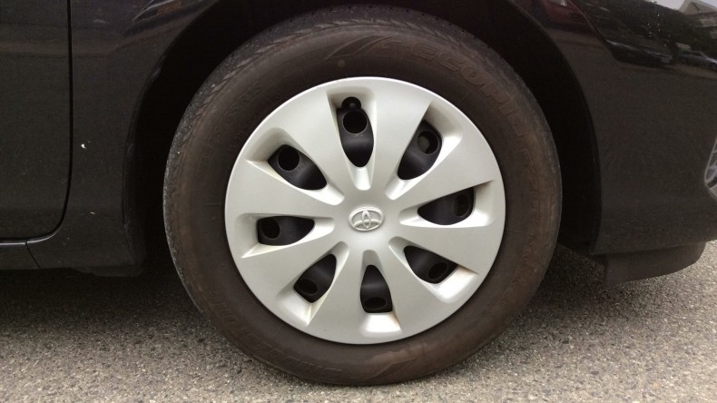 タイヤホイール前