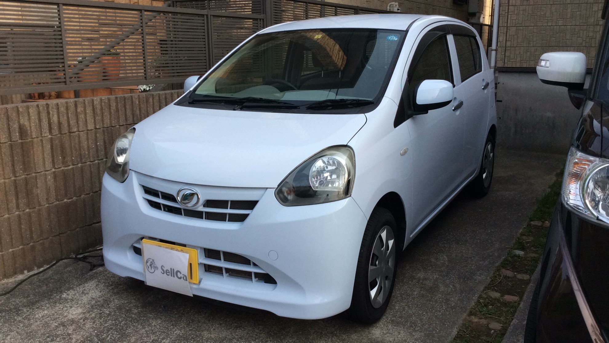 ダイハツ ミライースの売買実績画像