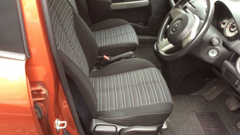 内装前方シート