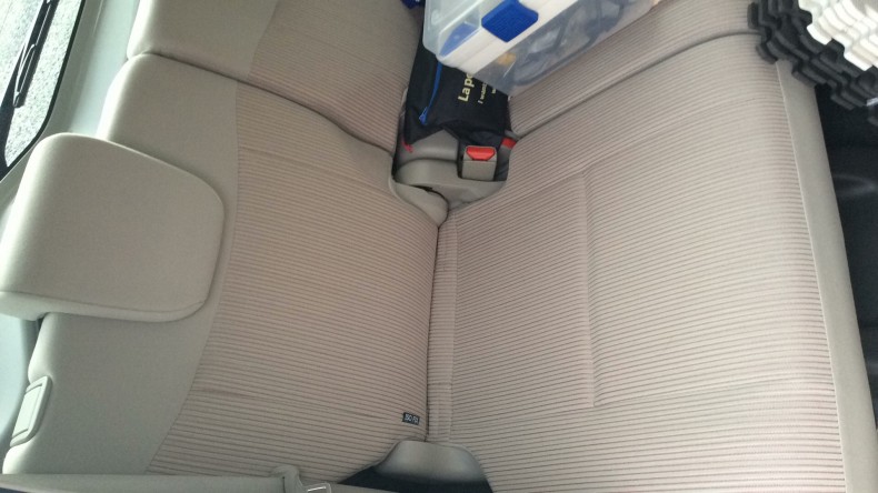 内装後方シート