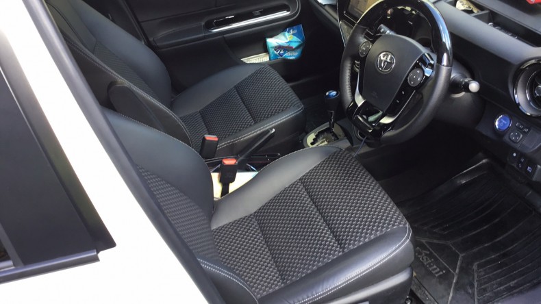 内装前方シート