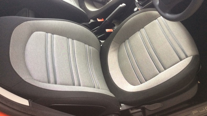 内装前方シート