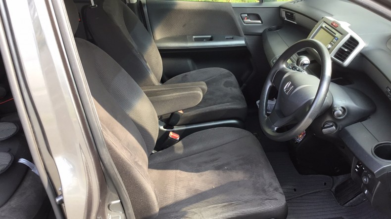 内装前方シート