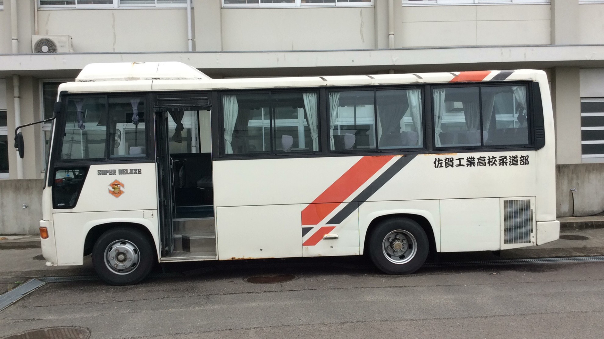外装左