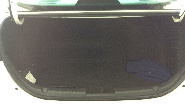 内装トランク