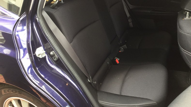 内装後方シート