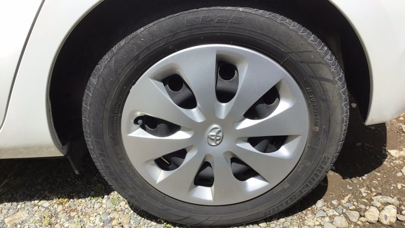 タイヤホイール前