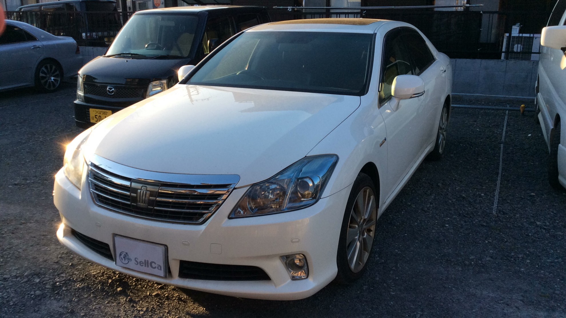 トヨタ クラウンハイブリッドの売買実績画像