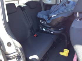 内装後方シート