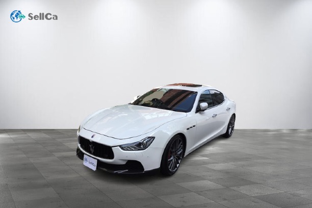car_main_img