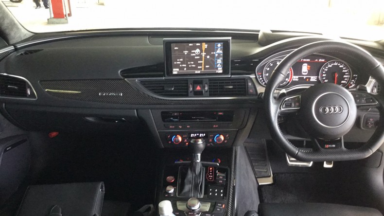 内装インパネ全体