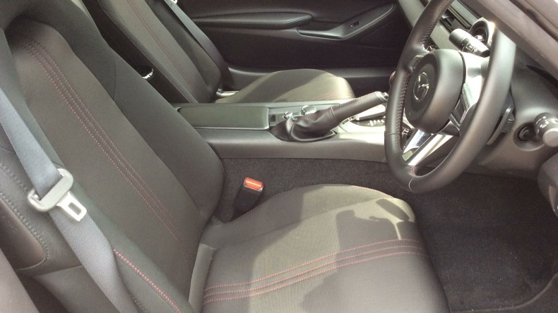 内装前方シート