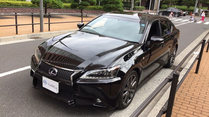 car_main_img