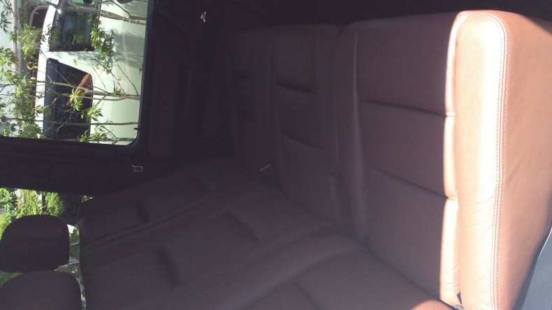 内装後方シート