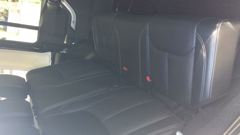 内装後方シート