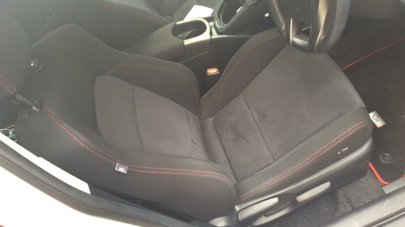 内装前方シート