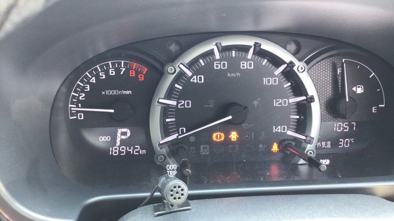 内装メーター