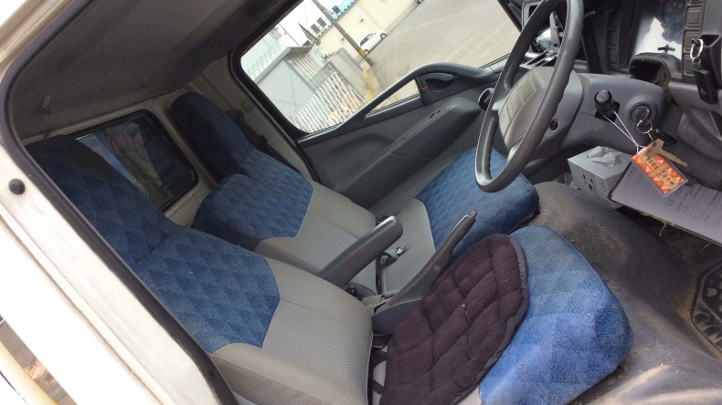 内装前方シート