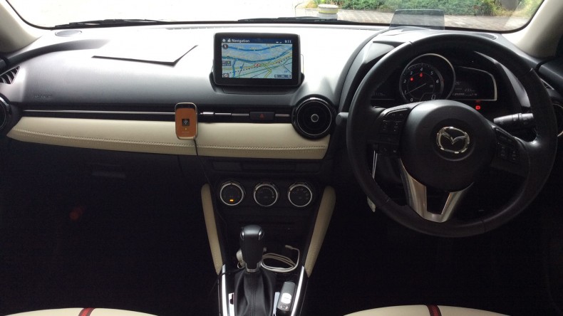 内装インパネ全体