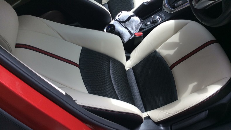 内装前方シート