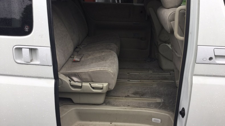 内装後方シート