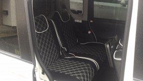 内装後方シート