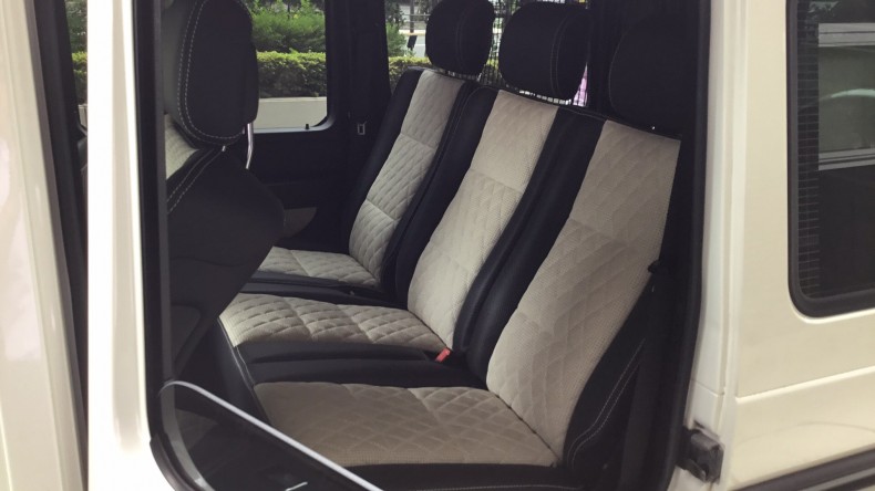 内装後方シート