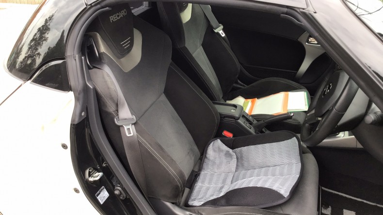 内装前方シート