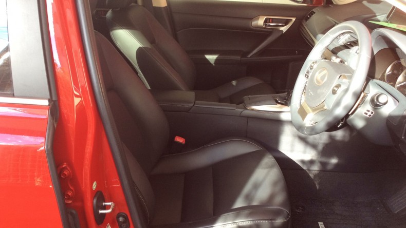 内装前方シート